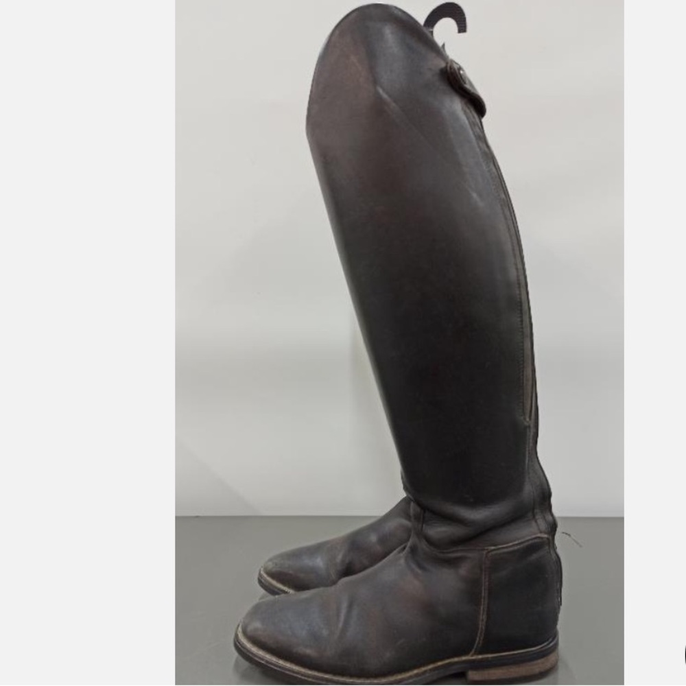 Ariat “Cadence Dressage” Black Knee-High Zip Leather Size 7.5